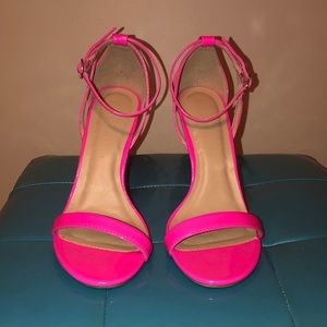 Hot Pink Heels!